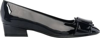 Ferragamo Womens Buckle-Detail Ballerina Pumps In Black