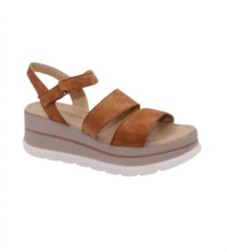 Eric Michael Womens Willow Wedge Sandal In Tan