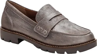 Aetrex Womens Collette Loafers In Brushed Silver