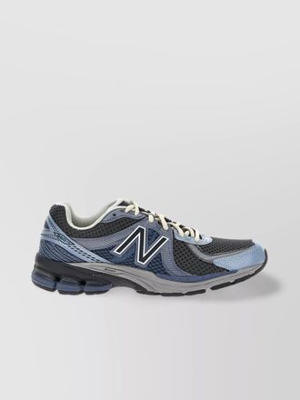 New Balance 860 low-top sneakers