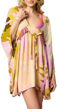 Saachi Floral Caftan in Pink at Nordstrom Rack