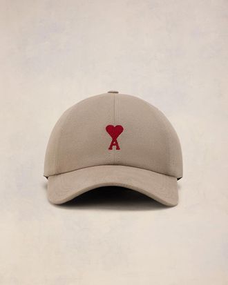 Ami Kappe mit roter Ami de Coeur Stickerei Beige - OS - Unisex