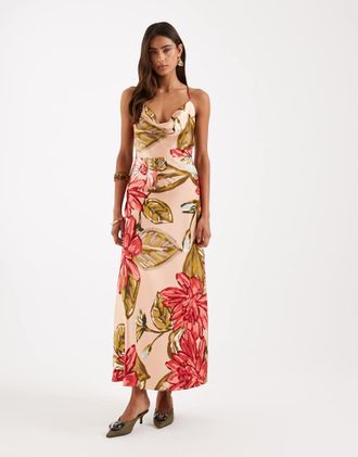 New Look Vestito midi in raso color corallo pallido con scollo ad anello a fiori-Arancione