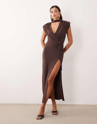 Asos vestito lungo con spalline imbottite color cioccolato-Marrone