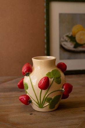 Kalalou Small Ceramic Strawberries Vase