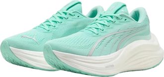 Puma Mag Max Nitro Melt Running Shoe in Mint Women