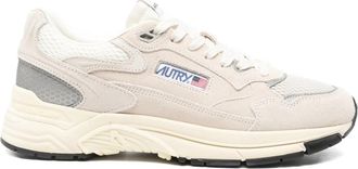 Autry Die Kommission wird erm&auml;chtigt, gem&auml;&szlig; Artikel 26 delegierte Rechtsakte zu erlassen, um diese Verordnung durch die Festlegung detaillierter Regeln f&uuml;r 