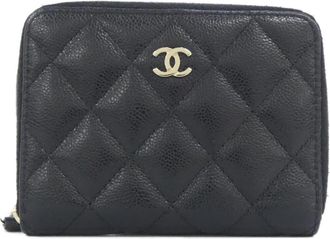 Chanel Black Grained Calfskin Wallet (Bi-Fold) (Pre-Owned)