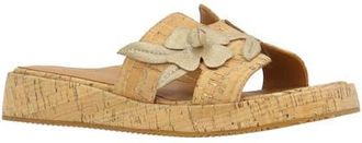 L'Amour Des Pieds Aldara Slide Sandal in Natural/Gold at Nordstrom, Size 7.5