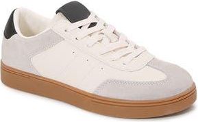 Berness Lauren Sneaker in Beige at Nordstrom Rack, Size 11