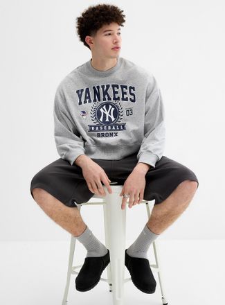 New Era Mens Knicks team sweatshirt