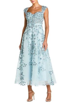 Mac Duggal Floral Embroidered Sweetheart Neckline Dress in Powder Blue at Nordstrom, Size 10