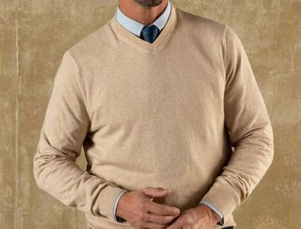 Duck Head Buckley Jersey V-Neck Sweater In Tan Heather