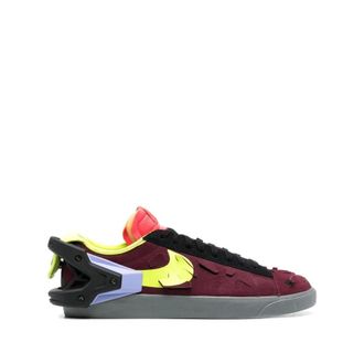 Nike Bordeaux Low-Top Trainers
