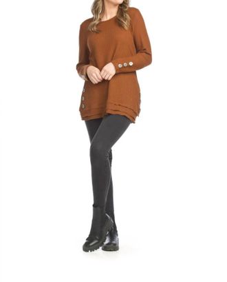 Papillon Waffle Top With Button Detail In Rust