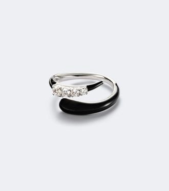 Nikos Koulis Anello Oui in oro bianco 18kt e smalto nero con diamanti