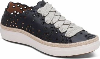 Aetrex Womens Charlotte Sneaker In Black