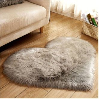 Trade Shop Trade Shop - Tappeto Cute Cuore Pelliccia Fluffy Vari Colori Living Stanza Da Letto 70x90 Cm