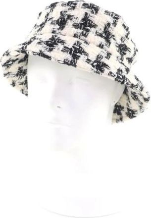 Chanel Pre-owned Accessories, female, White, Size: ONE SIZE Pre-owned Wool Hat