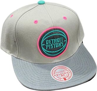 Mitchell & Ness Mens Nba Wolf Mag Pistons Snapback Cap In Light Grey
