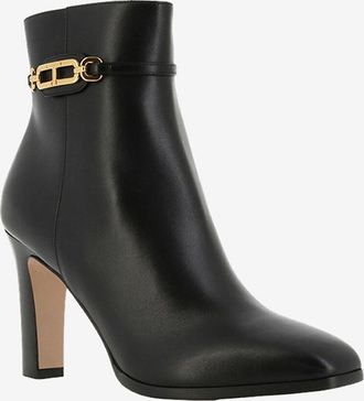 Tom Ford Glattlederstiefeletten mit Blockabsatz und quadratischer Kappe