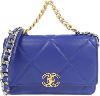 Chanel Leather Chain/Shoulder Wallet (Pre-Owned)