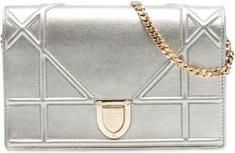 Dior Borsa a tracolla Diorama in pelle di vitello metallizzata con catena 2018 - Argento