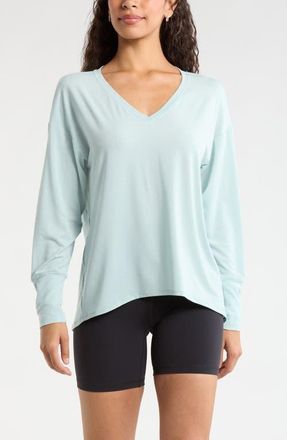 Zella Breathe Long Sleeve T-Shirt in Blue Raindrop at Nordstrom, Size X-Large