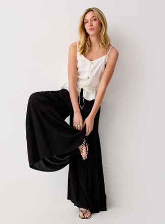 Icone Womens Crinkled texture tiered ultra-wide-leg pant