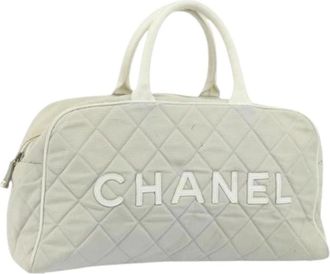 Chanel Pre-owned Handbags, female, Gray, Size: ONE SIZE Pre-owned Vintage Hand Bag