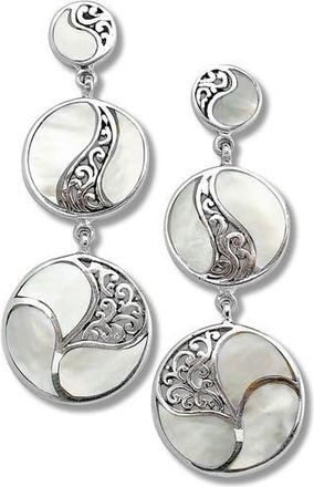 Samuel B. Graduated Drop Earrings in White at Nordstrom Rack