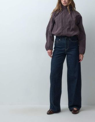 Vero Moda Vera jeans ampi affusolati a vita medio alta in denim blu scuro-blu navy
