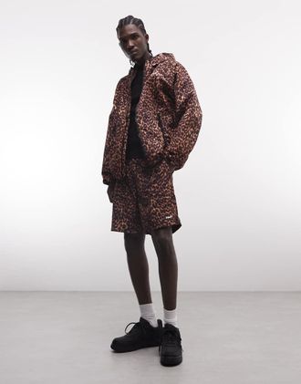 HUF 89 Easy - Pantaloncini con stampa leopardata multicolore in coordinato