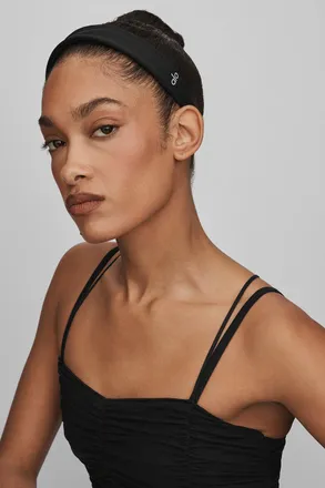 Alo | Airlift So Smooth Headband in Black