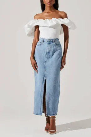 Astr Cherie Off Shoulder Top In White