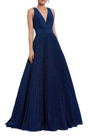 Mac Duggal Shimmering Georgette Pleated Sleeveless Gown in Royal at Nordstrom, Size 12