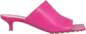 Bottega Veneta Leather mules - Dames - Muiltjes - Roze - 37 EU - Schoenen