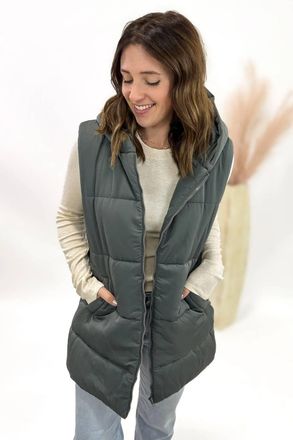 Staccato Long Puffer Vest In Slate Grey