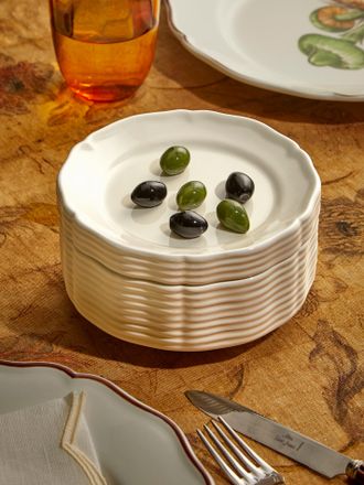 Este Ceramiche Porcellane Olives Hand-Painted Ceramic Trompe-Loeil Small Serving Dish