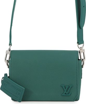Louis Vuitton Green Leather Shoulder Bag (Pre-Owned)