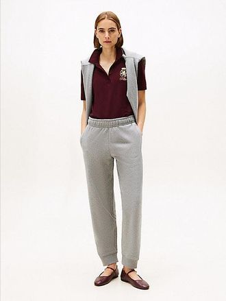 Tommy Hilfiger Joggers con bajo el&aacute;stico y logo bordado