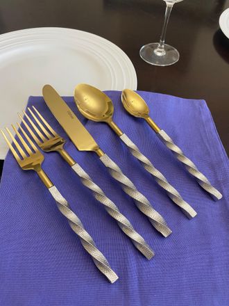 Vibhsa Elegant Gold Flatware 20 Piece Place Setting