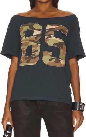Daydreamer 85 Camp Appliqu&eacute; Off The Shoulder Short Sleeve Tee In Vintage Black