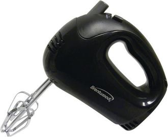 Brentwood 5-Speed Hand Mixer in Black at Nordstrom