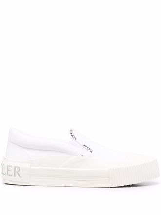 Moncler logo trimmed slip-on sneakers - White