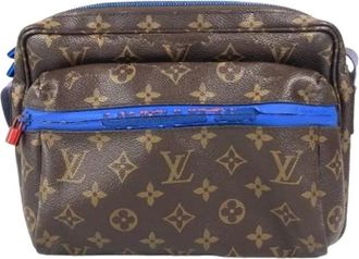 Louis Vuitton Pre-owned Cross Body Bags, female, Brown, Size: ONE SIZE Pre-owned Monogram Shoulder Bag