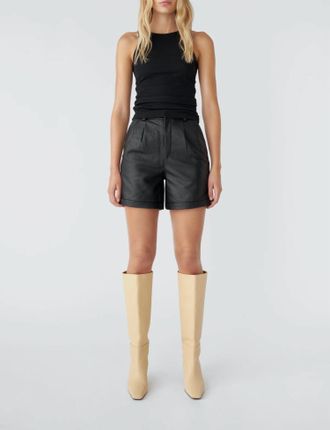 Deadwood Suzy Leather Shorts In Black