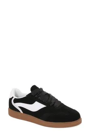 Berness Corduroy Lace Up Sneaker in Black at Nordstrom Rack, Size 11