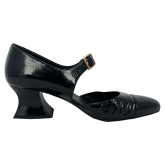 Chanel Chanel Mary Jane pumps met amandelvormige neus in zwart lakleer