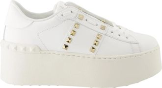 Valentino Garavani Flatform Rockstud Untitled Sneaker - Dames - Sneakers - Wit - 40 EU - Leer - Schoenen